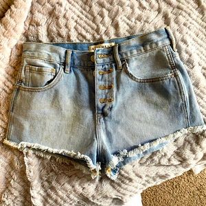 Bullhead shorts